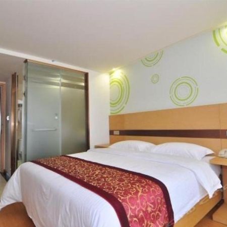 Greentree Inn Zhejiang Ningbo South Railway Station Express Hotel Exterior foto